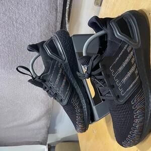 ADIDAS ULTRABOOST 20